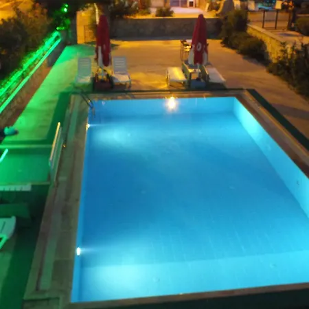 Seni̇z Apart Aparthotel
