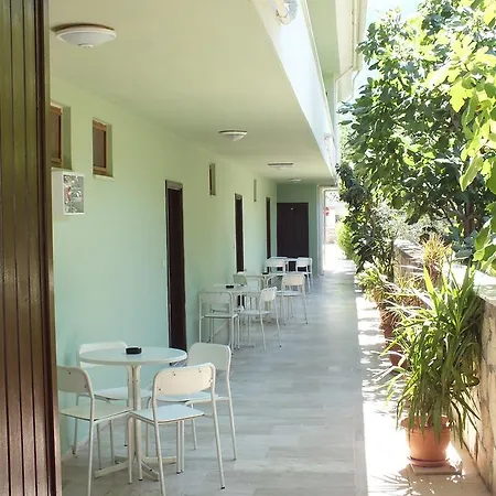 Seni̇z Apart Apartahotel Turunç