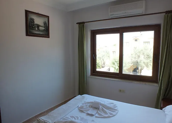 Hotel apartamentowy Seni̇z Apart